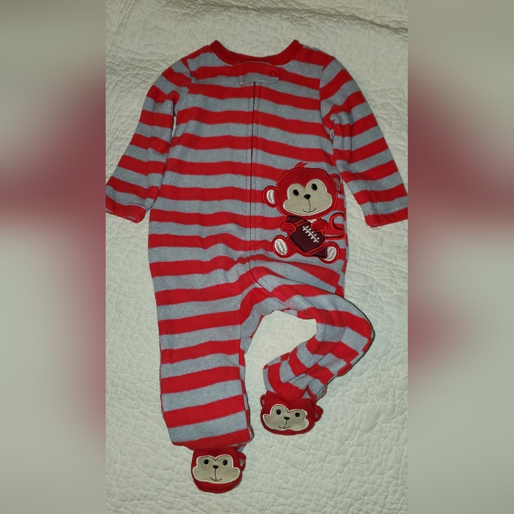 Little monkey sleeper. Cute!